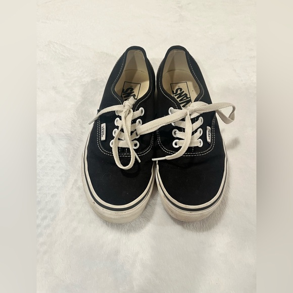 Vans Shoes - Black Vans